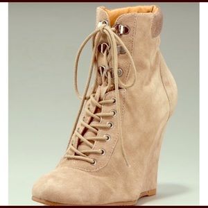 Ankle wedge tan with brown leather